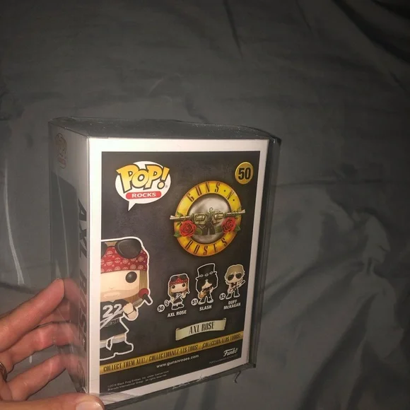 Funko Pop Axl Rose - Picture 3 of 3